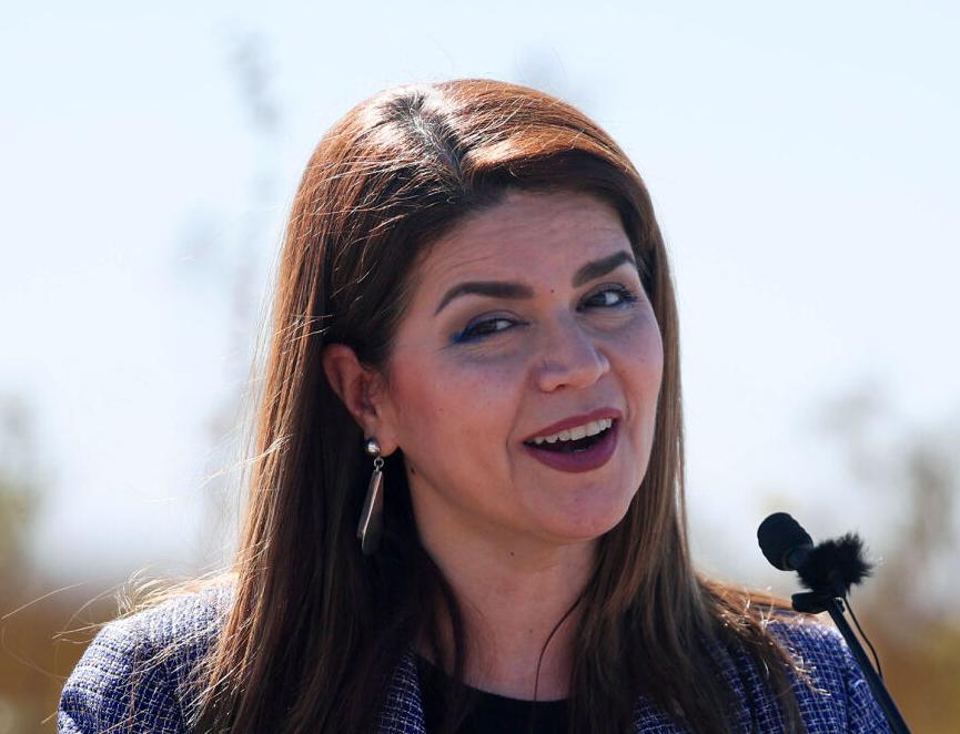 ÃÛèÖÖ±²¥ Mayor Regina Romero